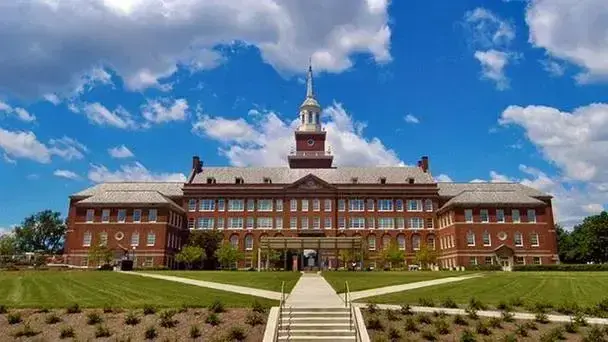 u.s.news 发布2024全美「实习资源」丰富大学排名!