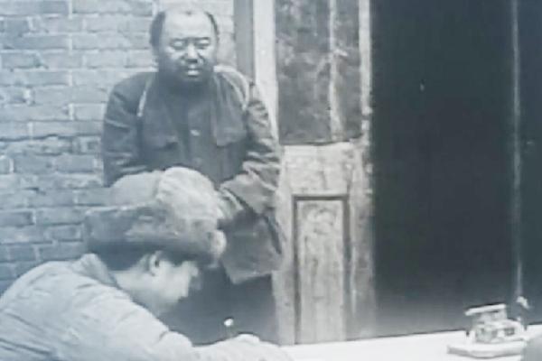 悍匪谢文东投降现场，一样“新型武器”的出现，让他瞬间放弃抵抗 - 知乎