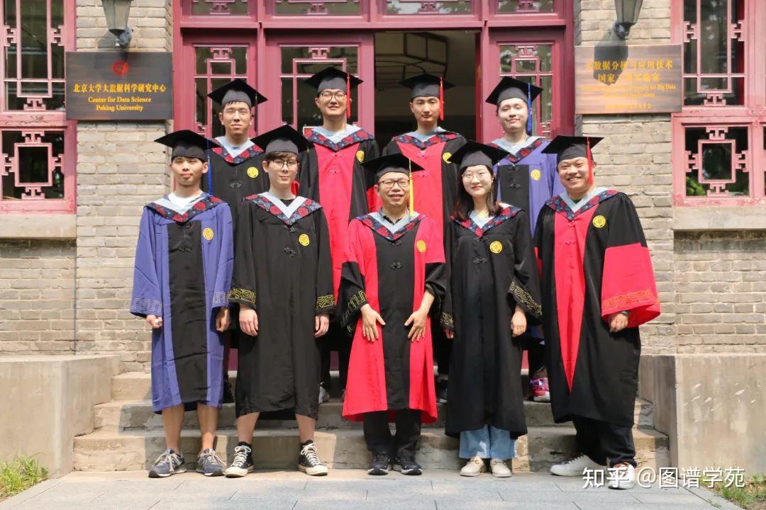 模型和应用,作者是清华大学计算机系自然语言处理实验室的刘知远副