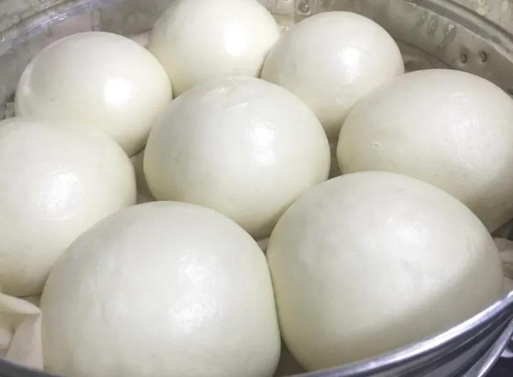 为什么外面卖的馒头非常蓬松?在家却做不到,过来人说出了实情 - 知乎