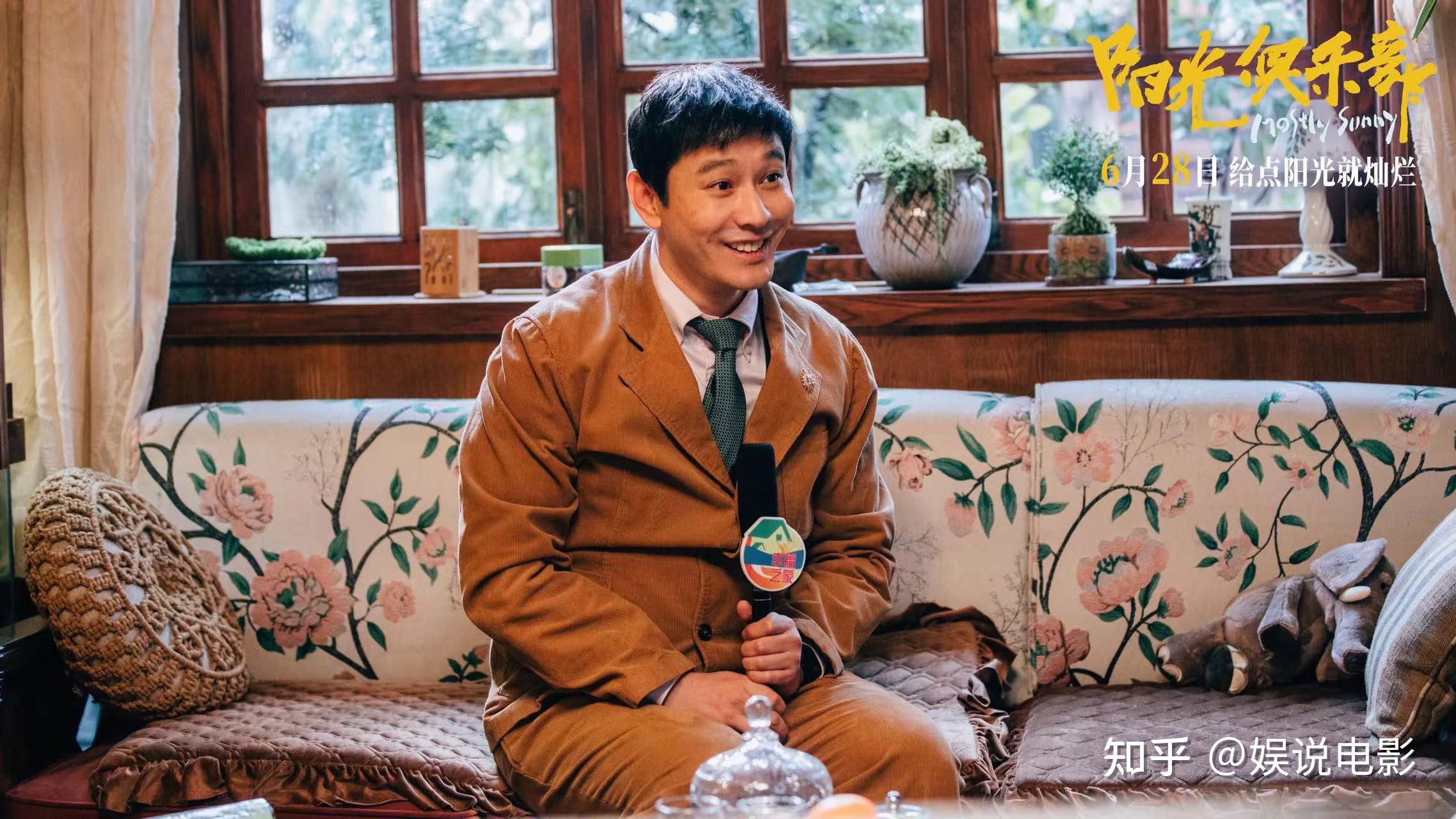 黄晓明获奖电影票房惨淡,肖战杨紫等打call都没用,观众真缺钱吗