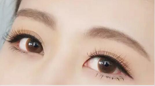半永久美瞳线内双眼小者更适合