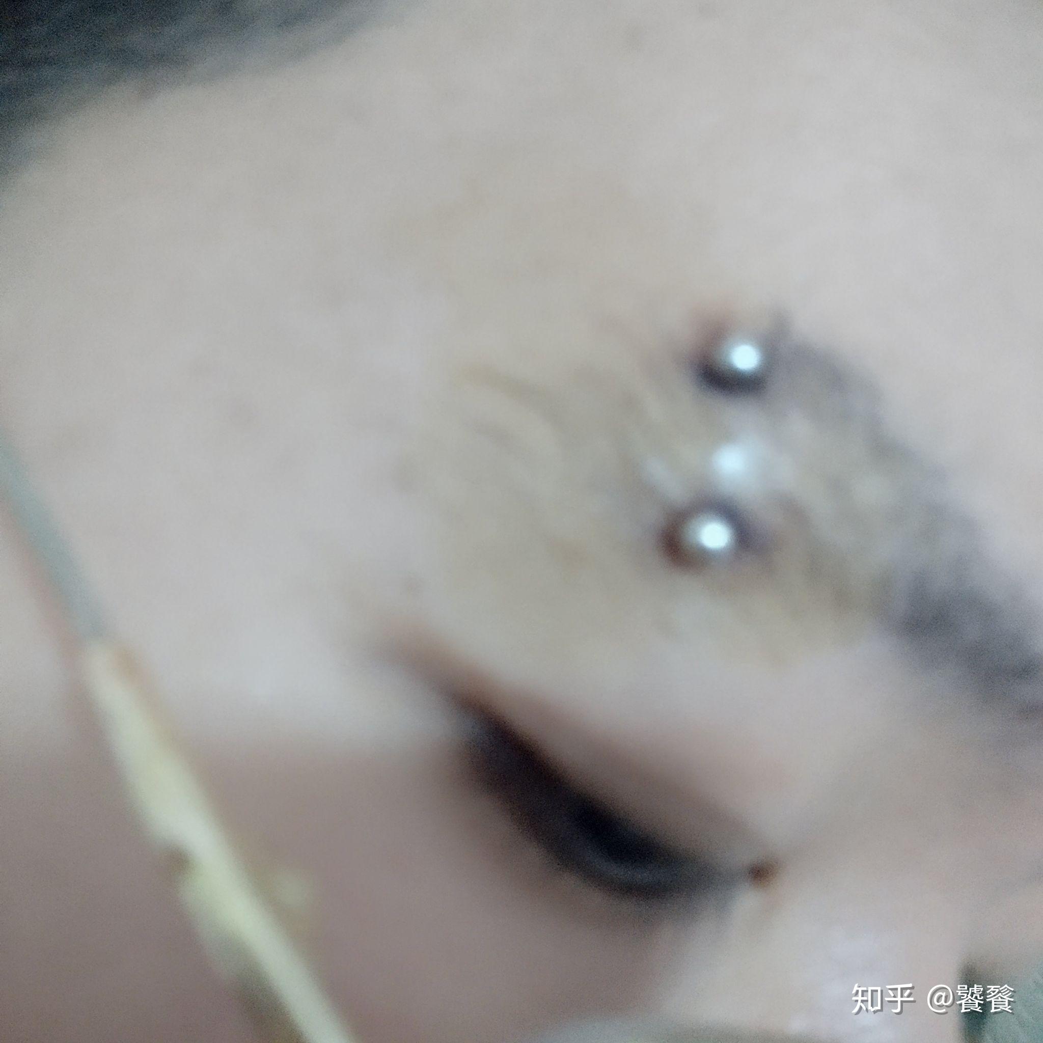 打唇钉或者眉钉是什么样的体验? - 知乎