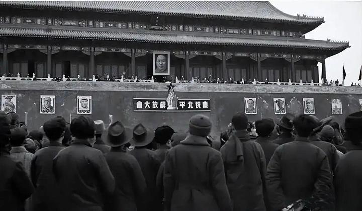 迄今为止,天安门城楼上只挂过12个人画像,其中一人仅挂了1天 - 知乎