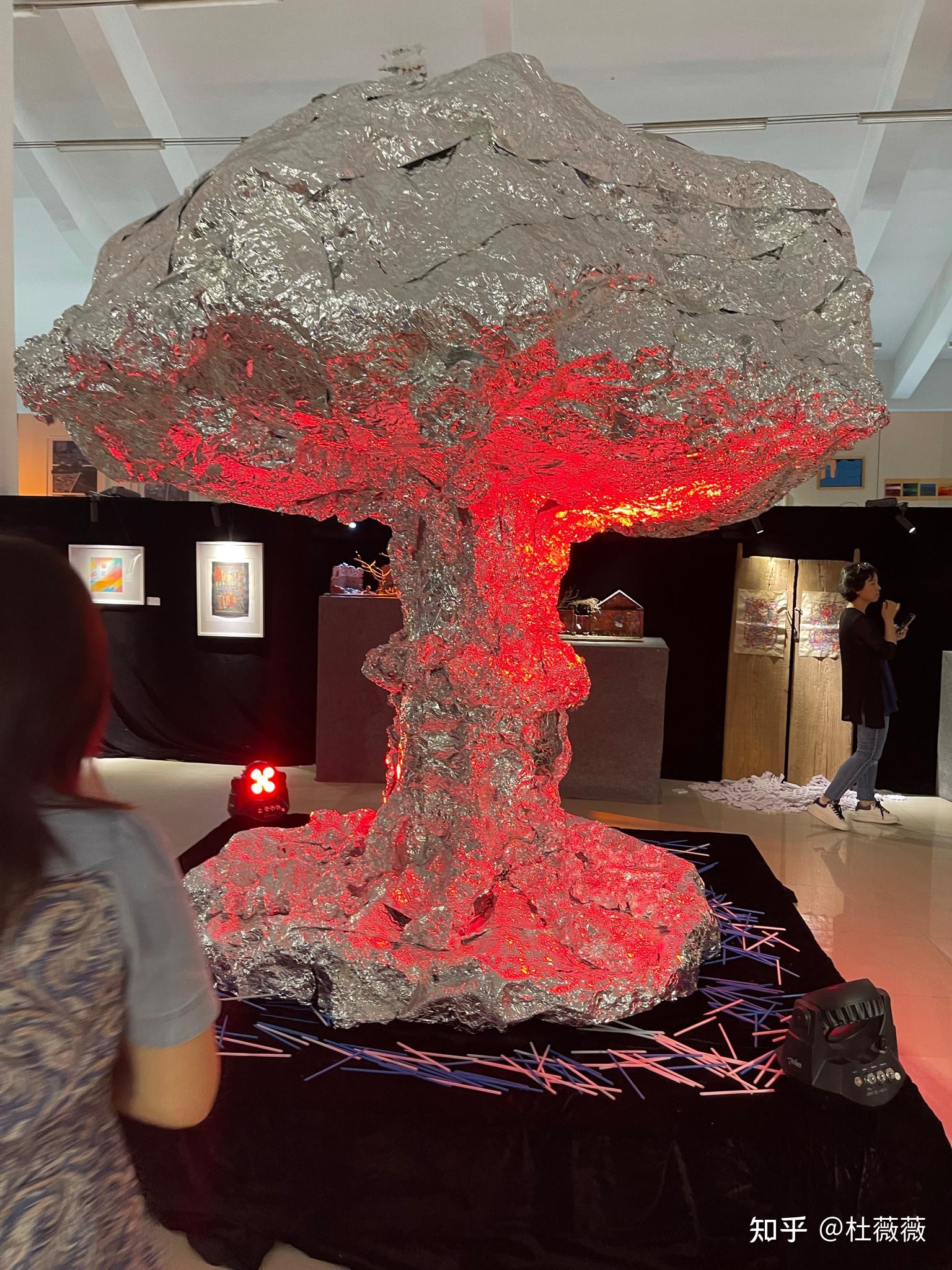 厨房里最普通的锡箔纸竟然能糊出艺术品