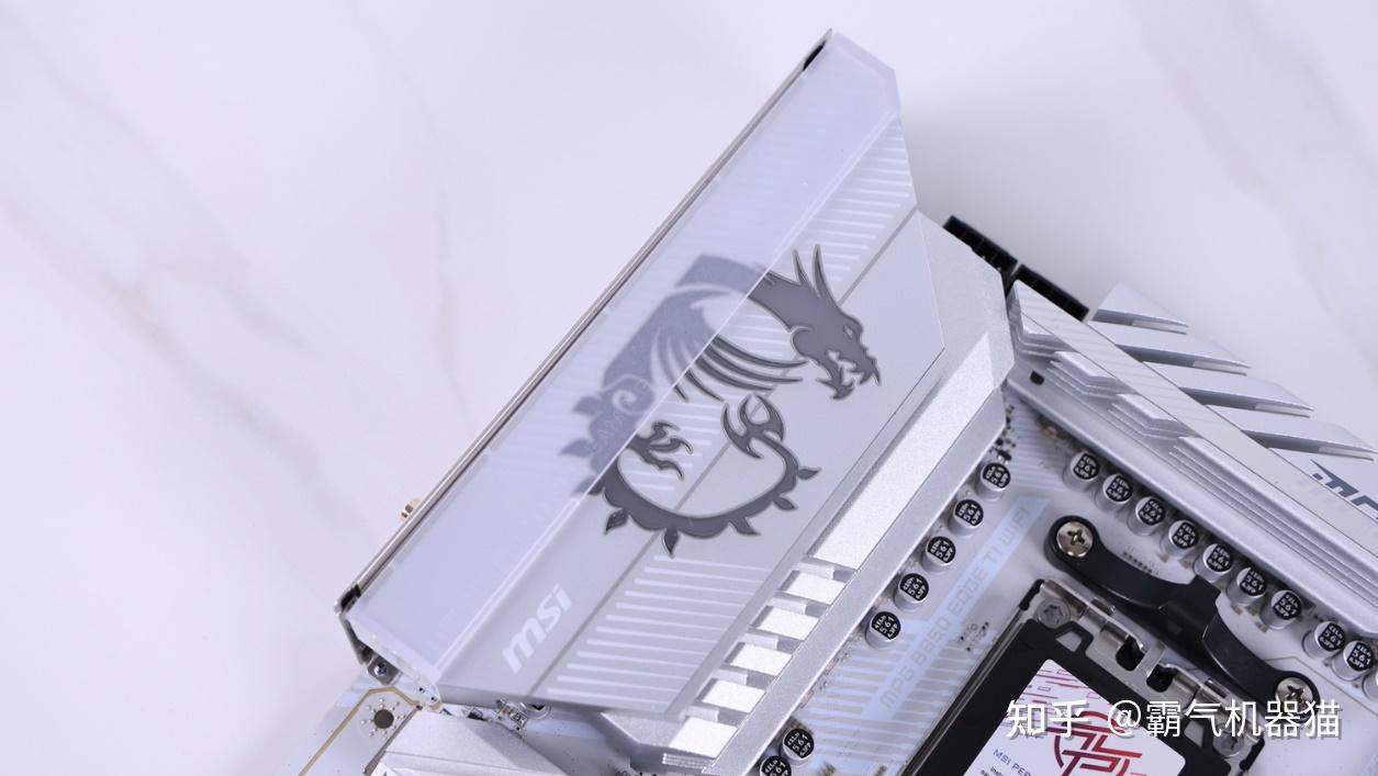 开心和X870说再见！价廉物更美的微星B850刀锋钛主板评测- 知乎