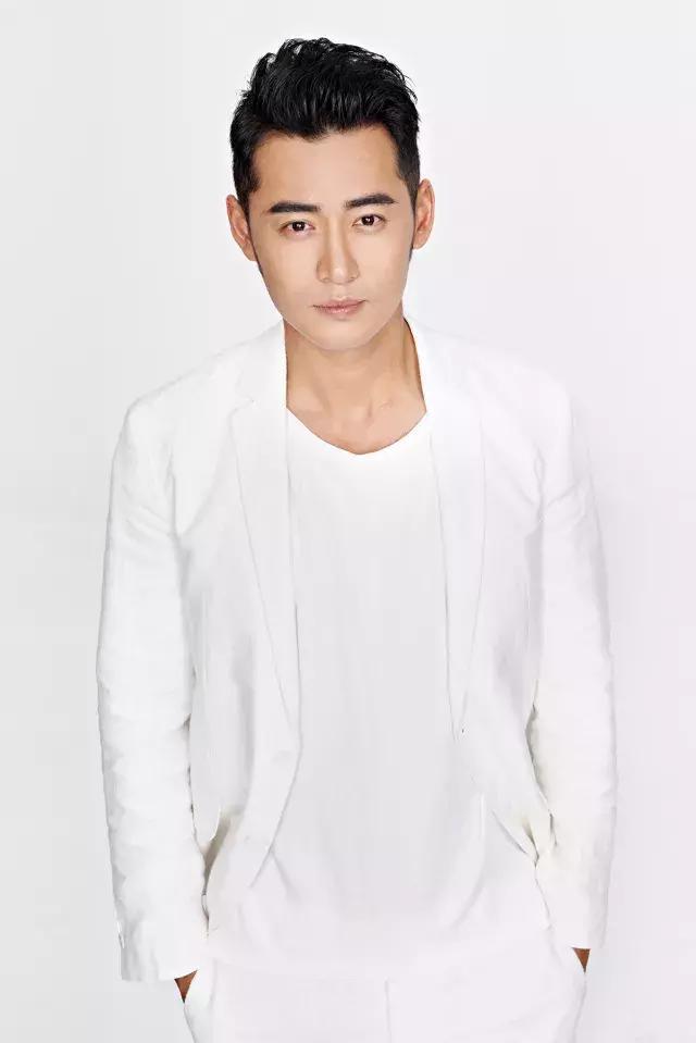 演员kk魏巍:当角色到来时,不拒亦不惧