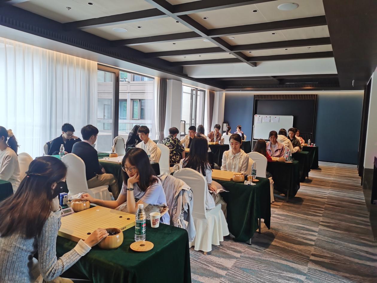 lg杯选拔决赛范廷钰展露治孤神技辜梓豪再现恶霸本色