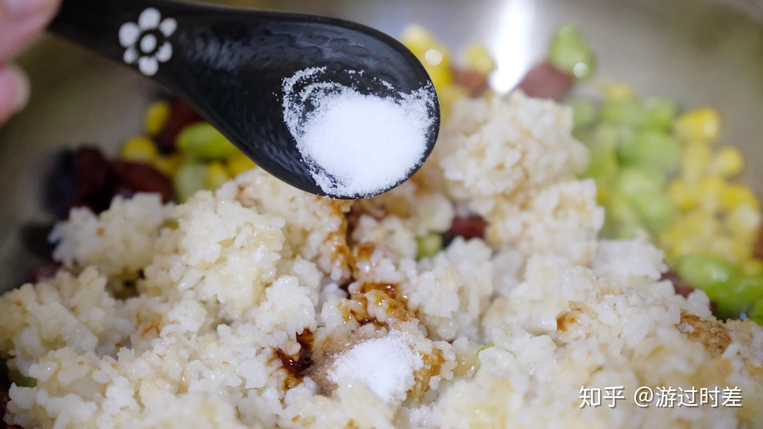 一碗剩米飯粒粒皆辛苦田園香腸炒飯