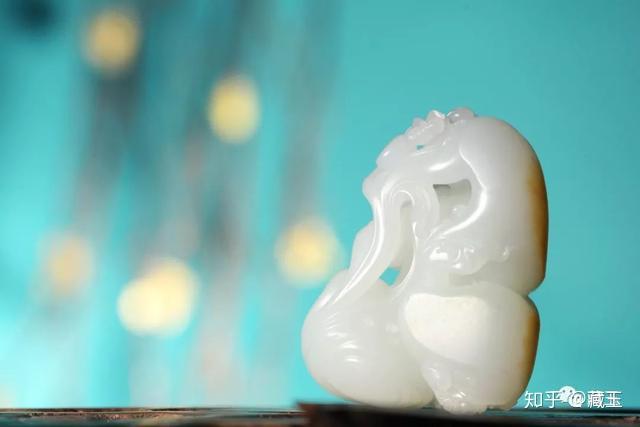 品质最好的和田玉什么样 v2-5994b20402241b426cd22b76e257a0e8_r.jpg