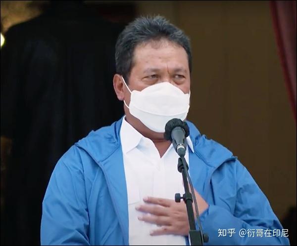印尼总统佐科会不会再次当选(印尼内阁改组，六位新任部长盘点；佐科为何组建“下任总统内阁”？​31年前三部长合照上热门)
