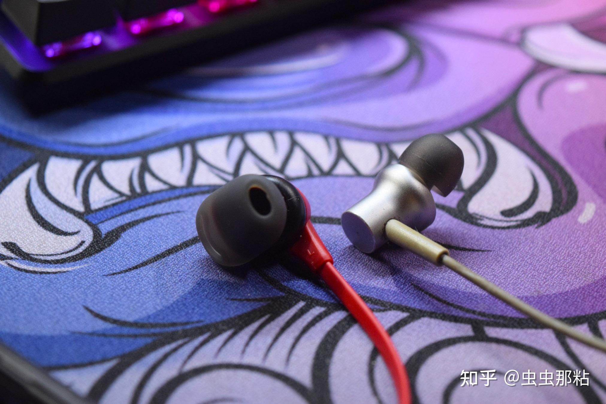 无线手游耳机轻巧与动听hyperx云雀无线版