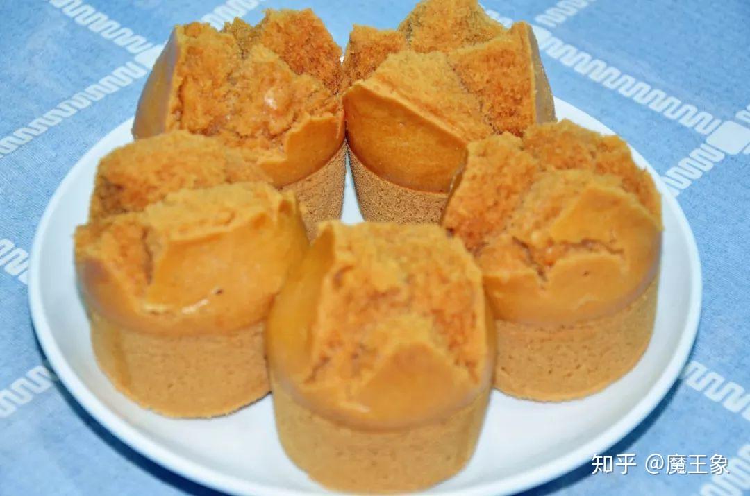 怎么做红糖开花馒头视频 v2-59ff37483e843c00294d75b152ecfd54_r.jpg