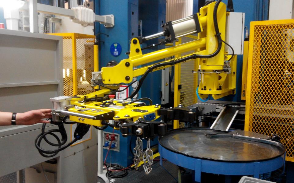 硬核科普常见取料放料机械手气缸滑台二轴气动手指机械手讲解