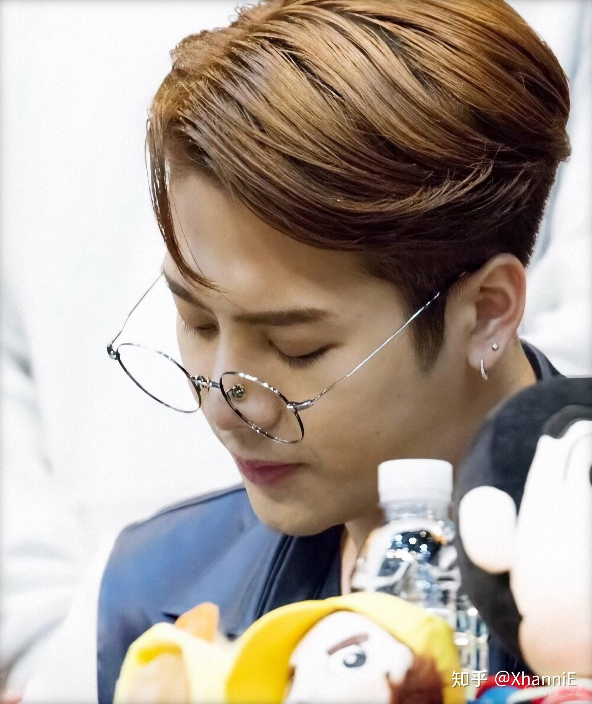 对于王嘉尔成为雷朋首位全球品牌代言人你有什么想说的