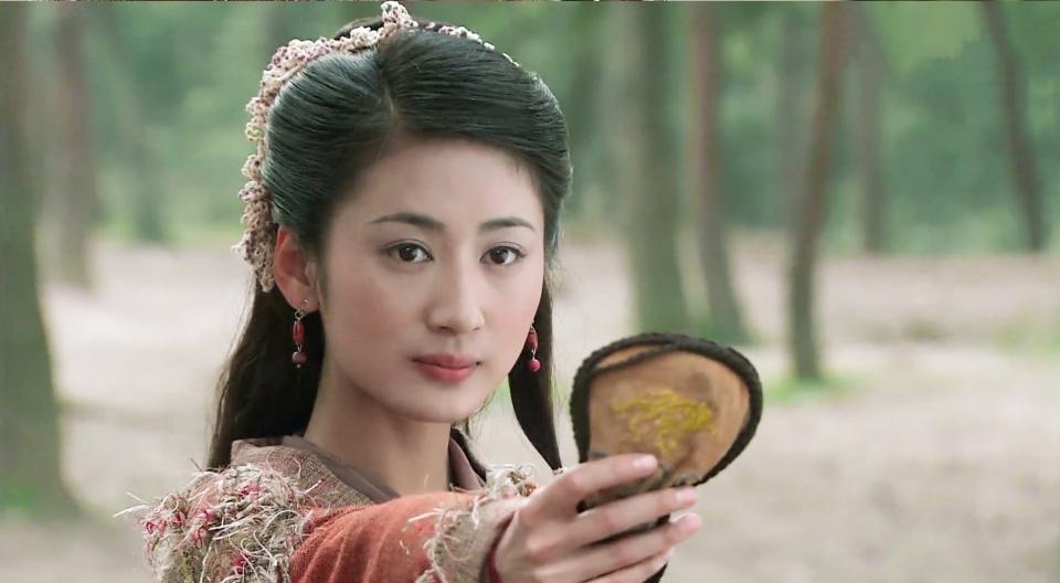 女娲传说之灵珠有和我一样站无道慕莲的嘛