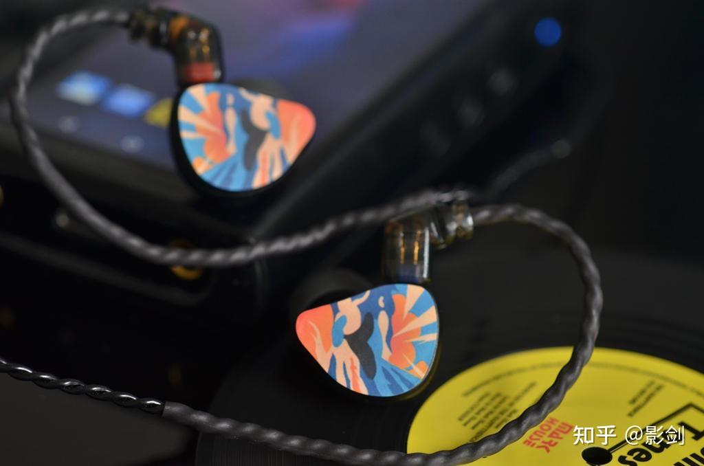 双十一到了，盘点一下穷烧可撸的HIFI器材，单品不超过2K