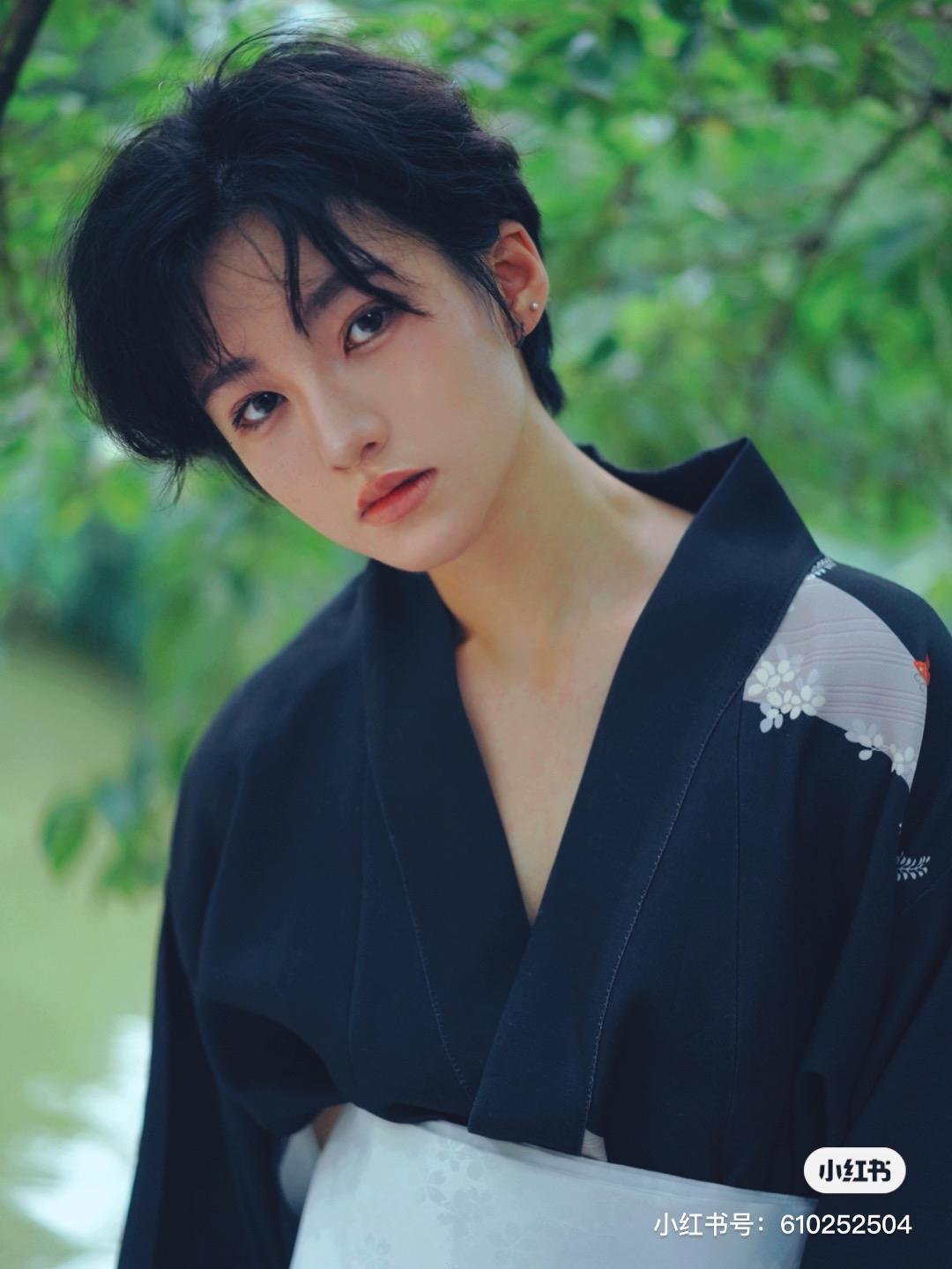 圆方脸女生有没有什么男团头发型推荐啊如果有相似脸型的爱豆图片快推