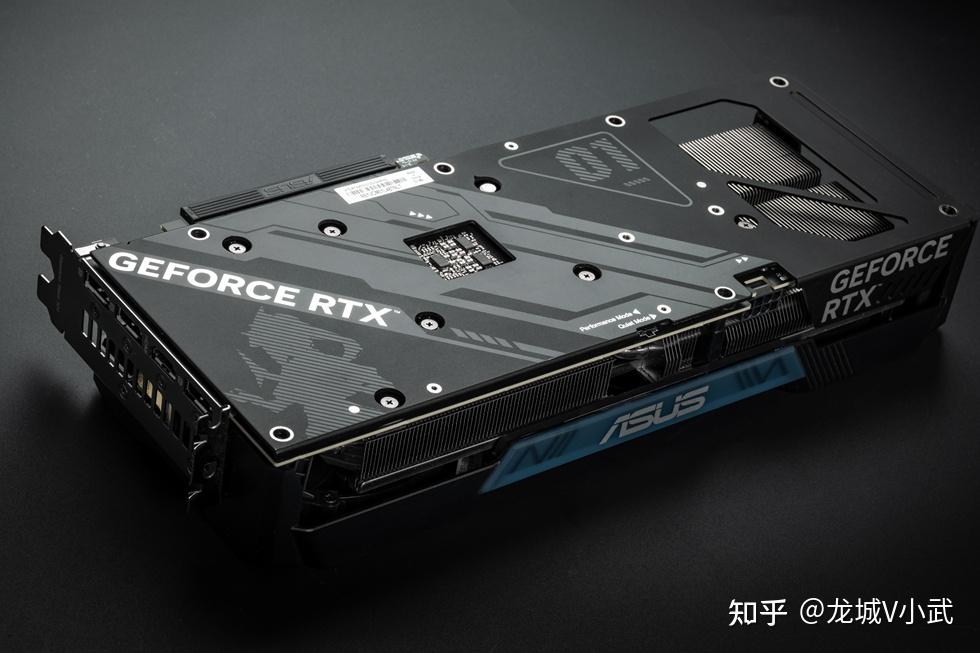机械大师 if17 华硕rog x670e gene 华硕 4070巨齿鲨显卡装机展示