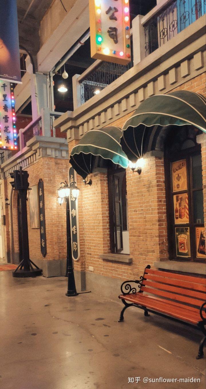 有没有比较民国风的qq背景图求图呀