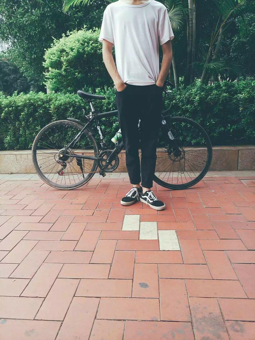 男生(我)178 56.6 买衣服平常怎么选衣服尺码?