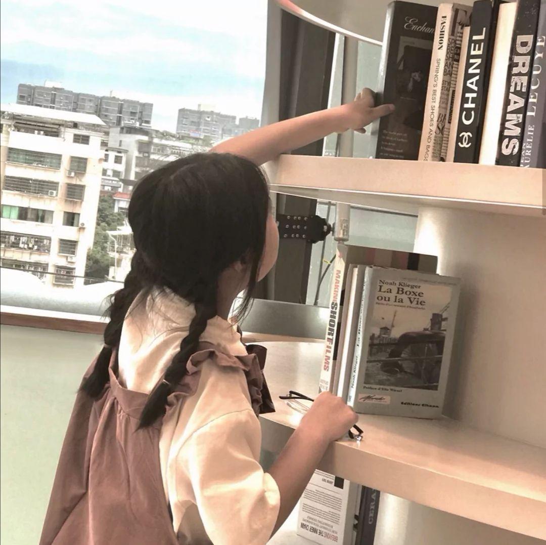 有没有适合学生党的女头像