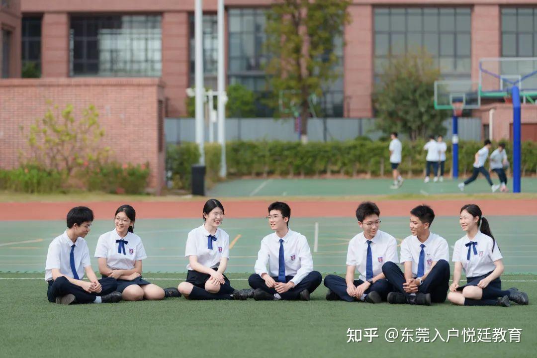 东莞校车协会会长单位,提供一站式专业校车服务,校车线路覆盖全市33个