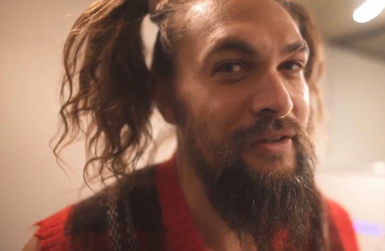 男生绑双马尾怎么绑才显得萌