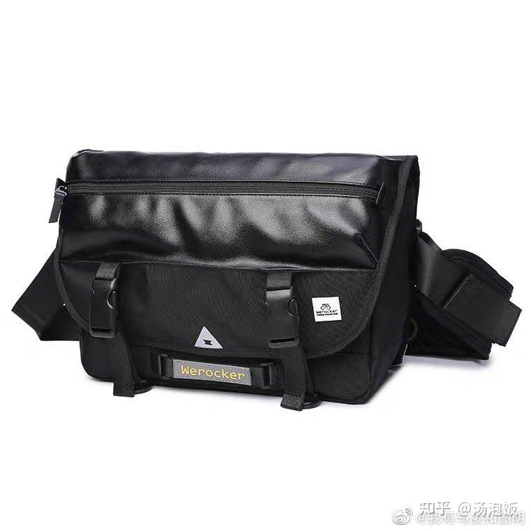 念念向横的斜挎包是什么牌子?拜托( )?马嘉祺饰演的角色?