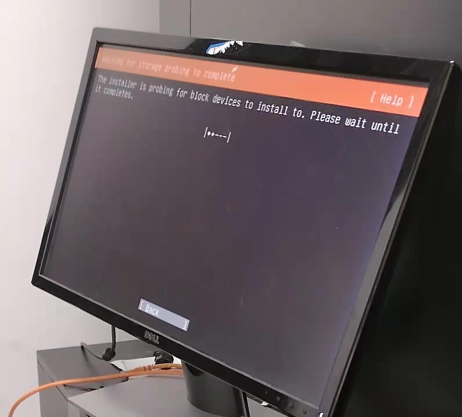 Ubuntu安装一直卡在The installer is probing for block devices to install to解决