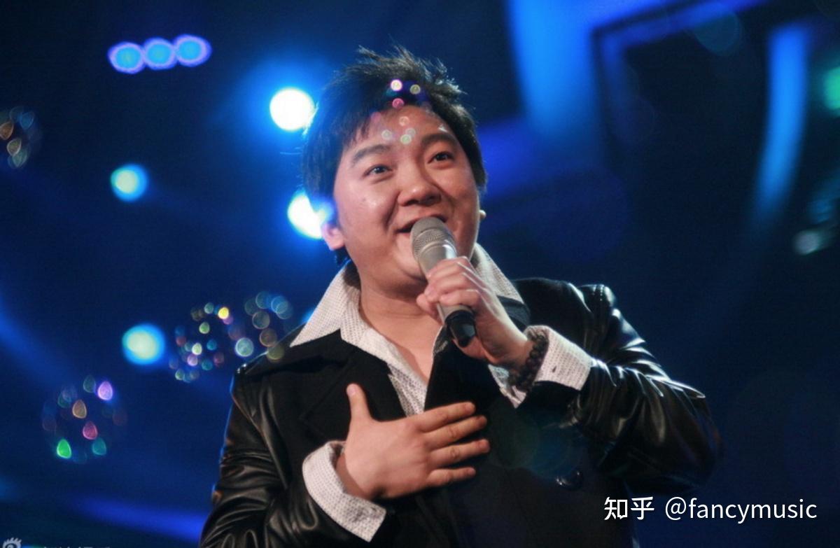 消失的“巨星”杨臣刚:靠歌赚了1.7亿到被骗千万,他经历了什么 - 知乎