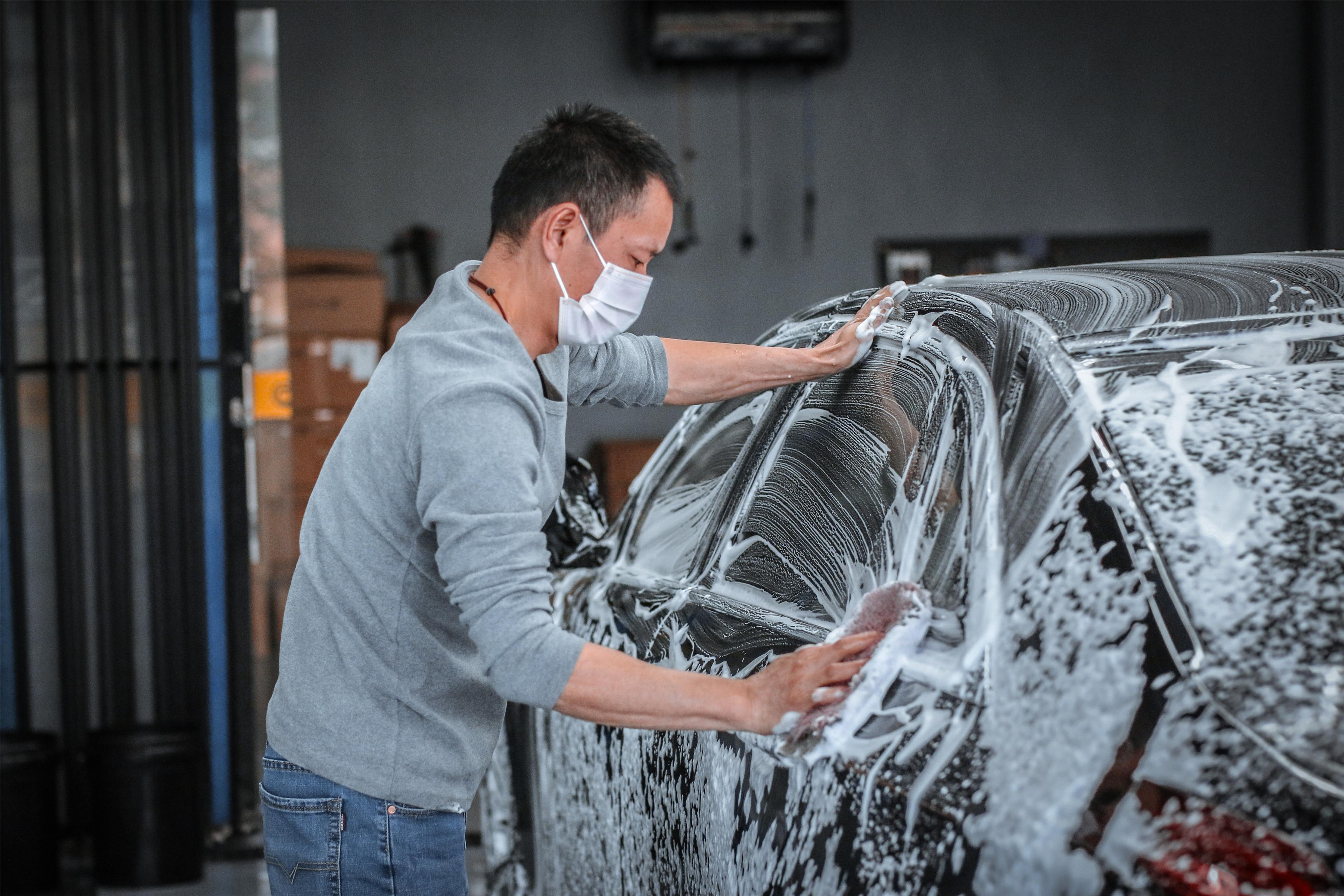 汽车怎么洗才不会伤车 - 知乎