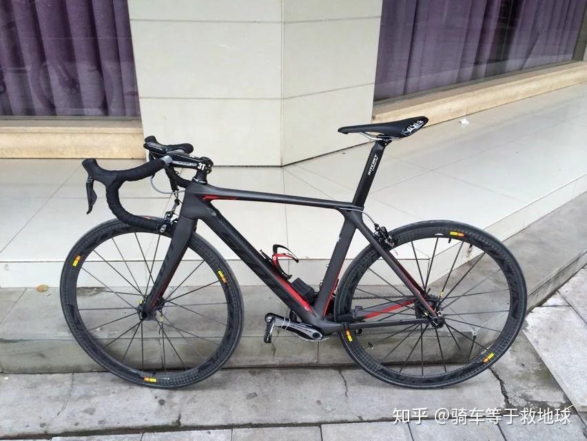 什么叫做公路自行车 v2-5be9a7e328e9edb8f1e676a2a28e13e8_r.jpg