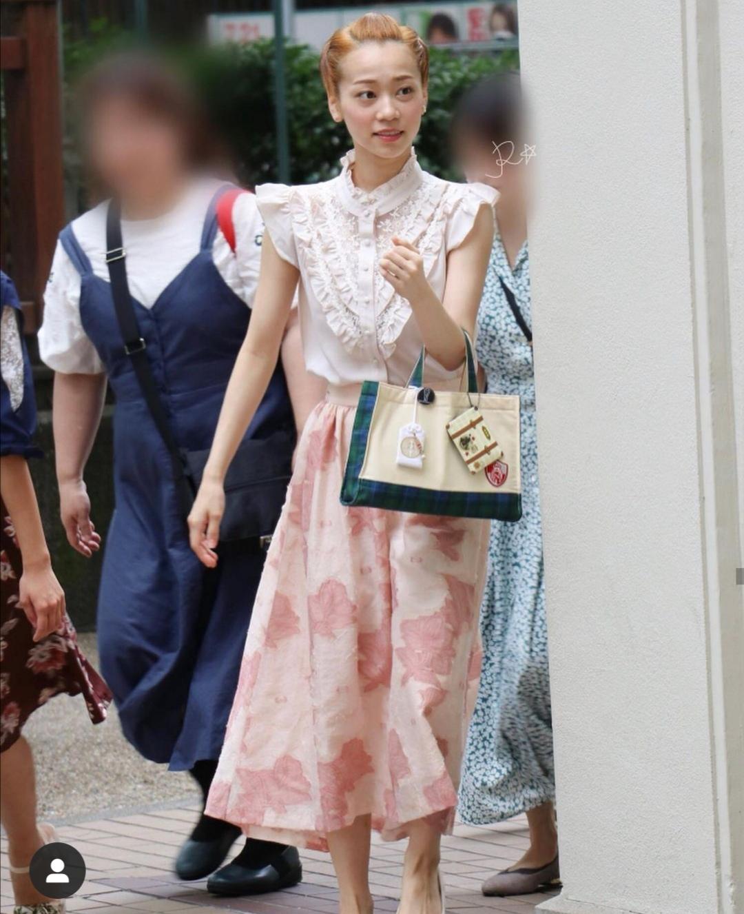 如何看待丰田太子妃og星兰瞳の好嫁风穿搭