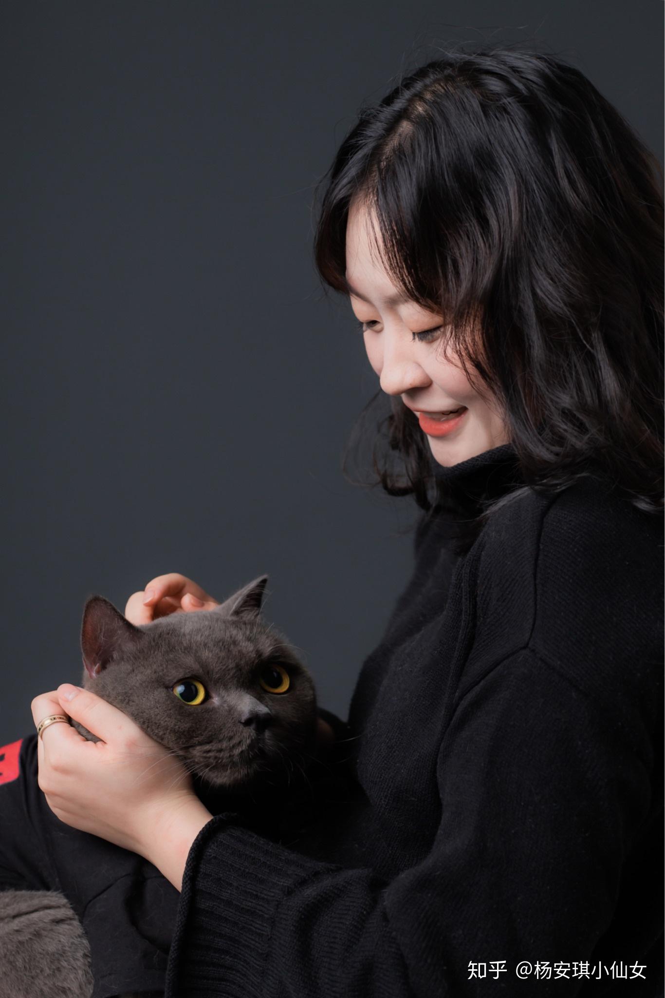 能分享一下你和猫咪的合照吗