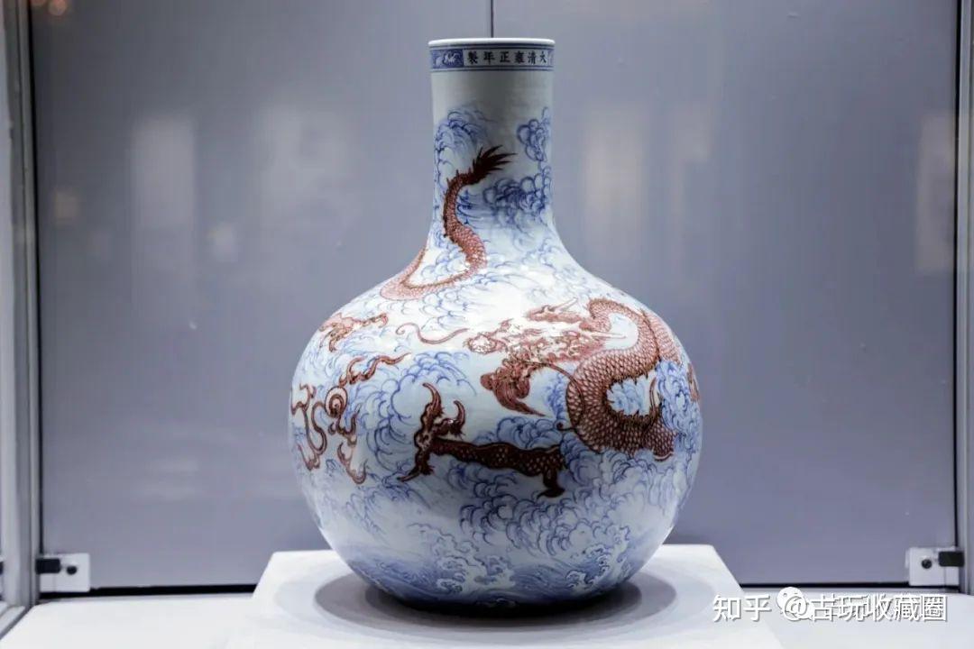 中国美術 唐物コレクター 明時代 染付龍文花瓶 大明嘉靖年製銘