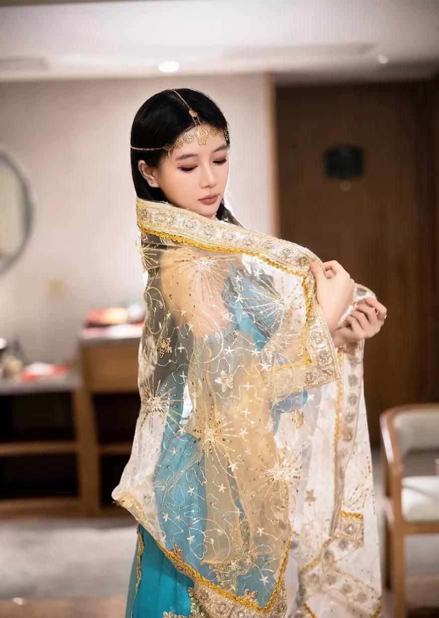 MISSLEG蜜丝钻石版,usejan(蓝蓝),EspaciaKorea,璀灿,Vinnegal写真合集下载-星颜少女