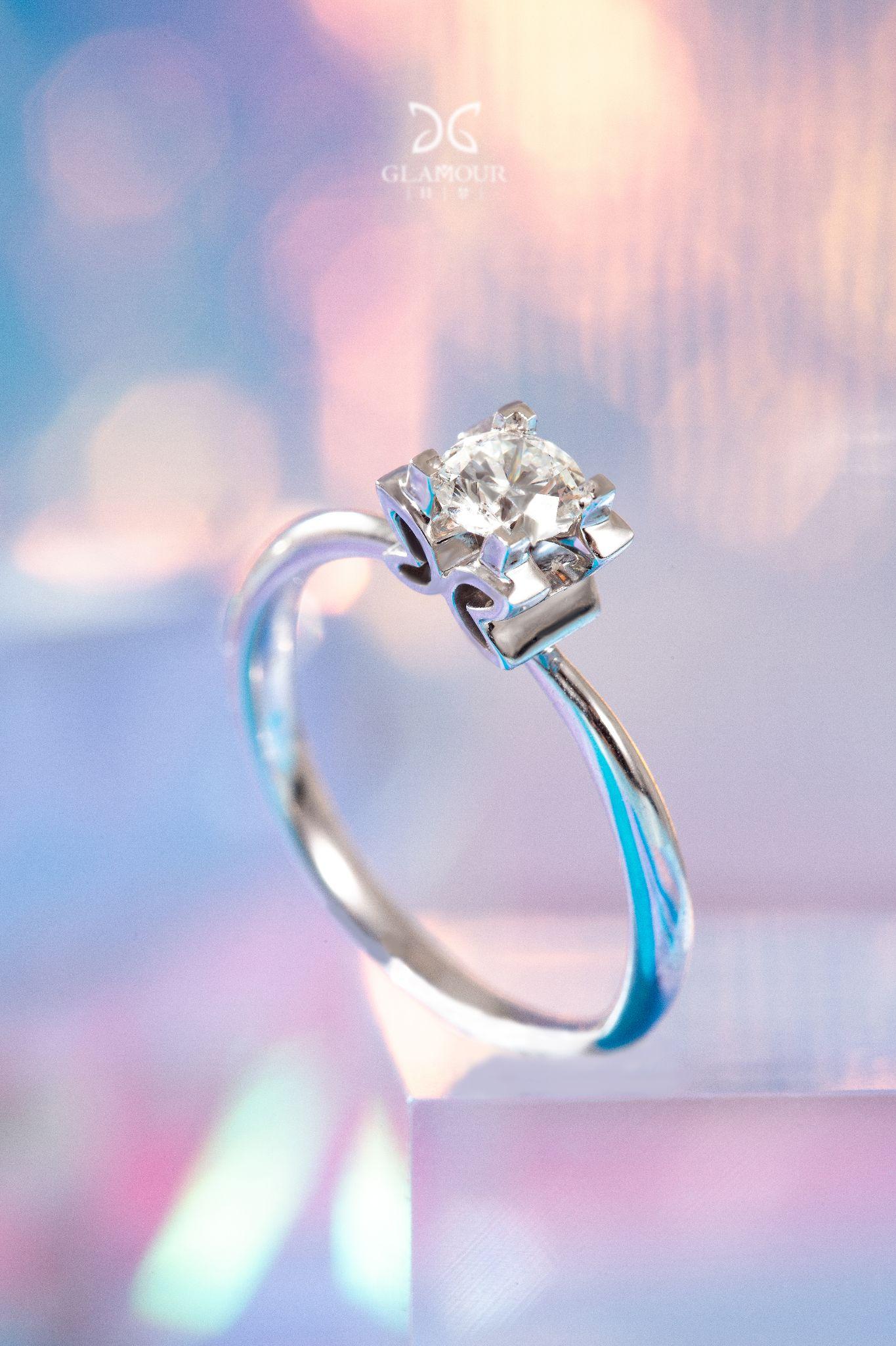 求婚钻戒极简设计感戒指了解一下