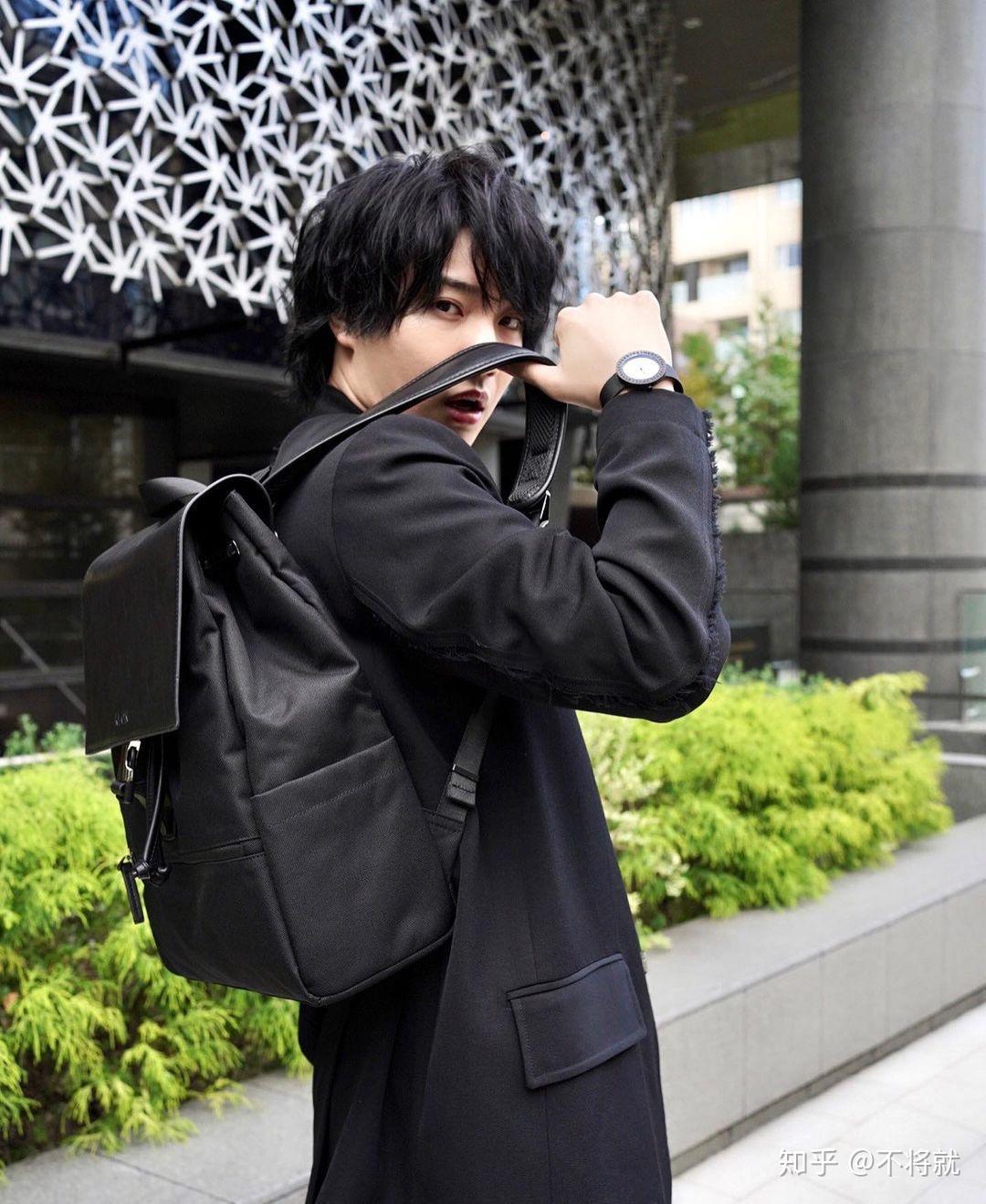 日本有哪些长得帅的男明星?