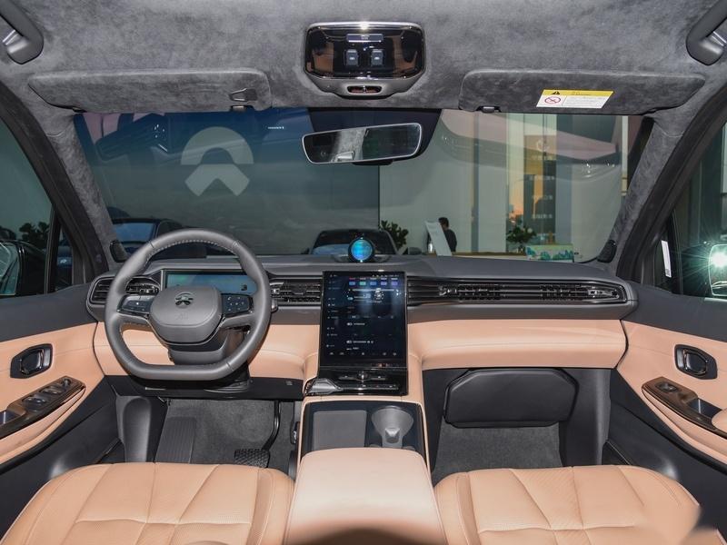 五年旗舰即将焕新 新一代蔚来ES8有哪些看头?17 五年旗舰即将焕新 新一代蔚来ES8有哪些看头?