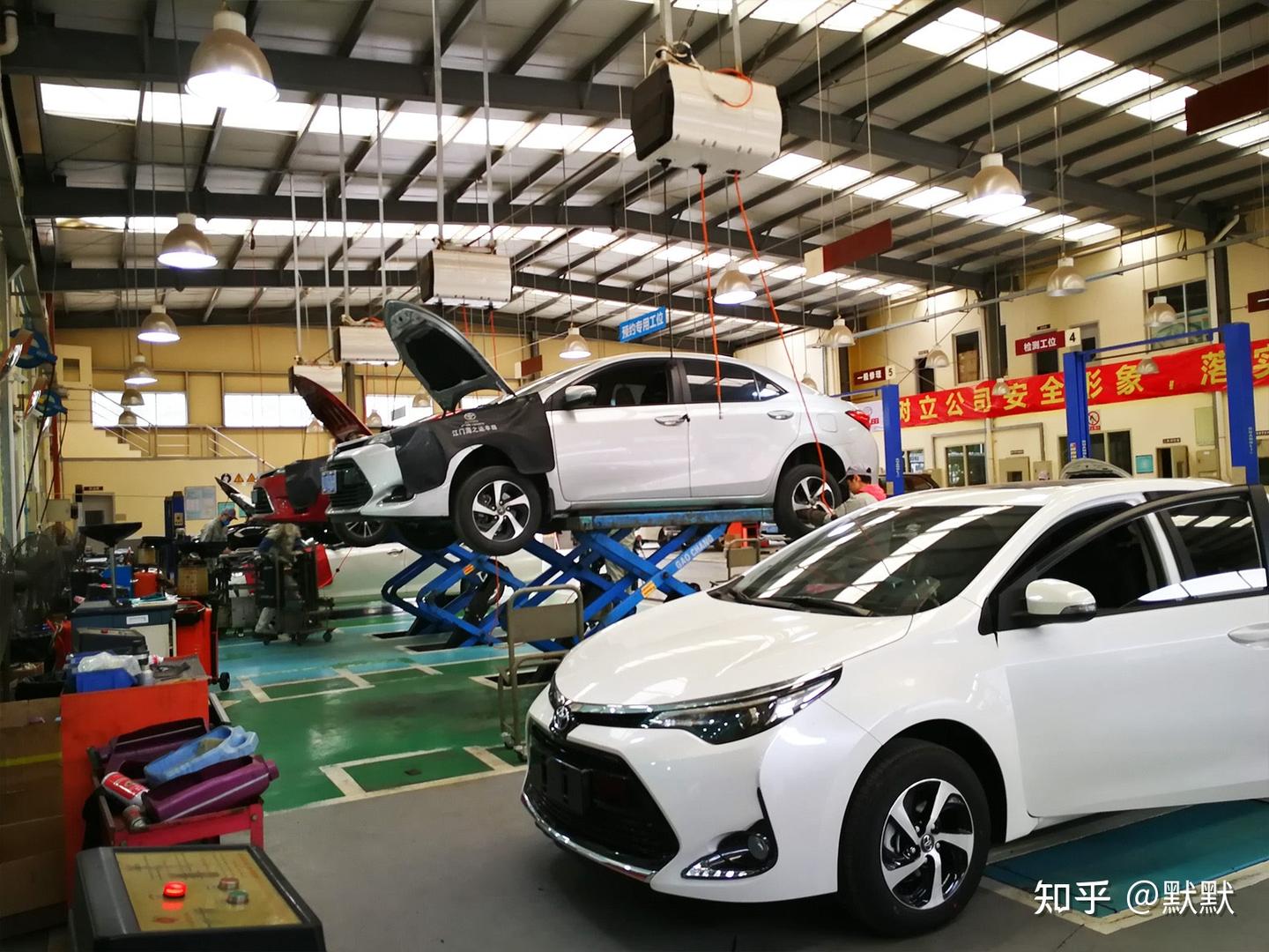 "终身质保"坑了4.8万,冷门车50万买入5年后只值10万——2026年买车最容易踩的两大深坑