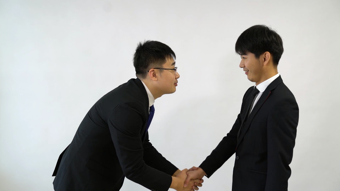 礼仪‖ 90%职场小白不知道的正确"握手"方式 - 知乎