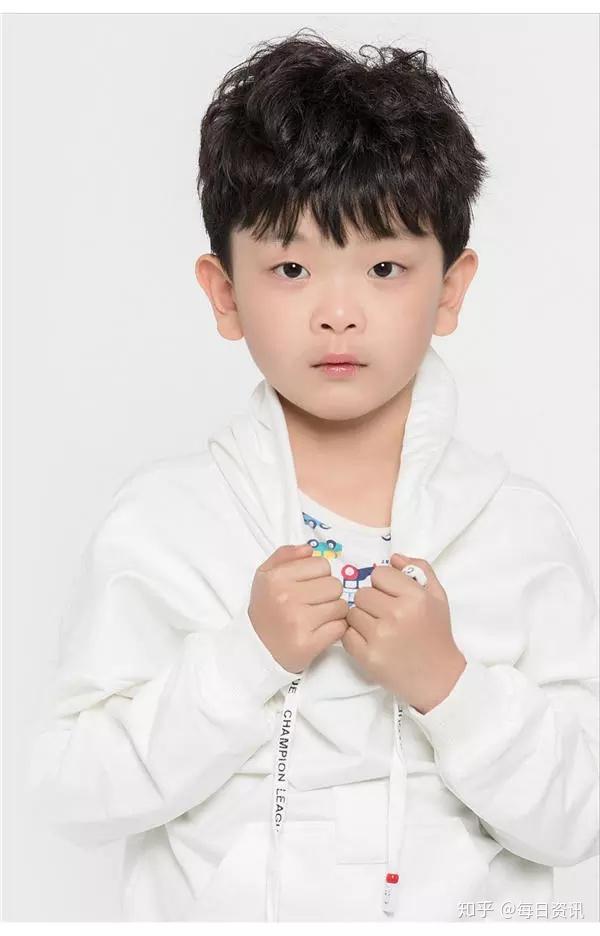 主题天使新星代言人吴文浩