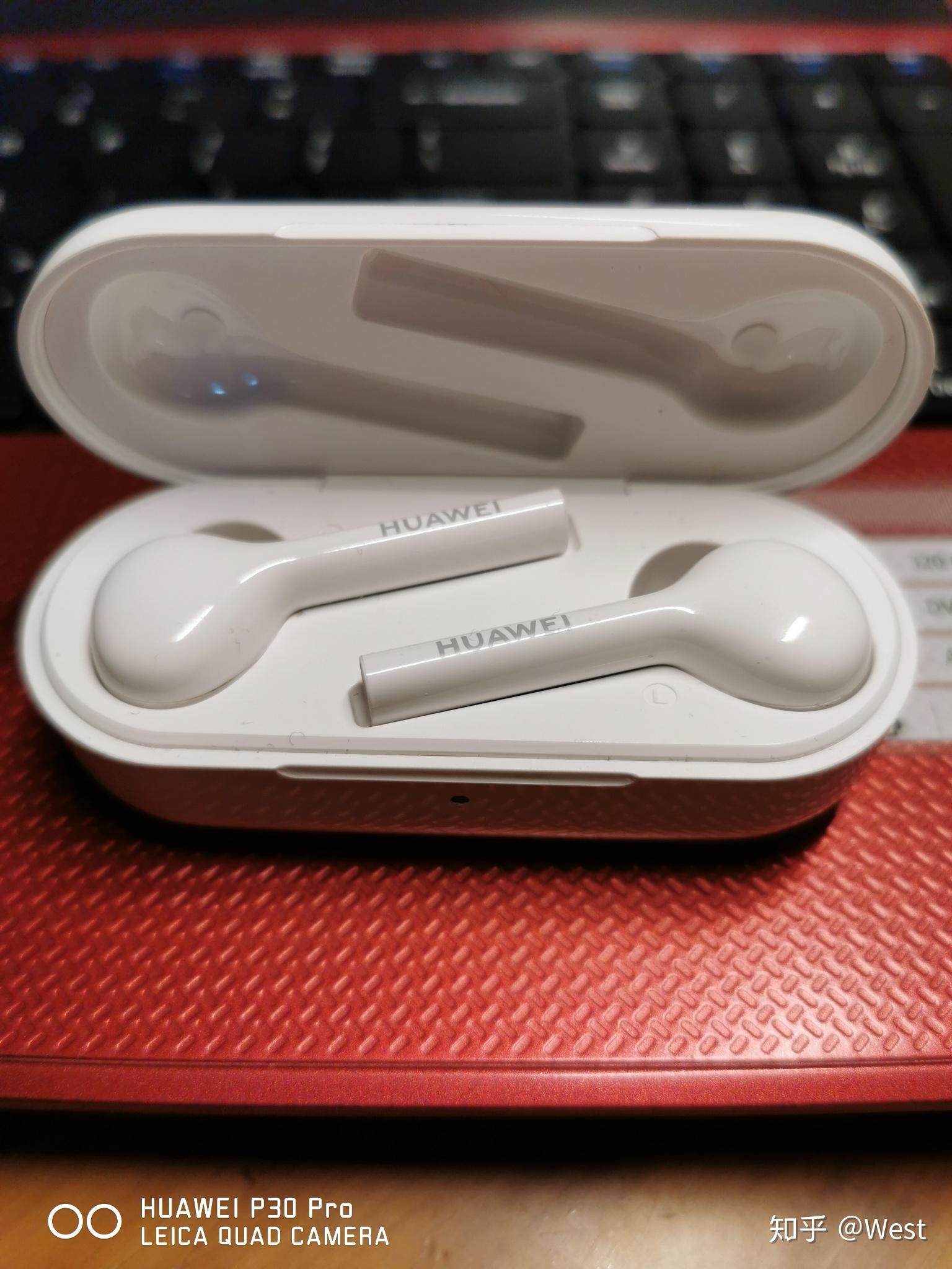 华为freebuds悦享版和荣耀flybods青春版哪个好一些