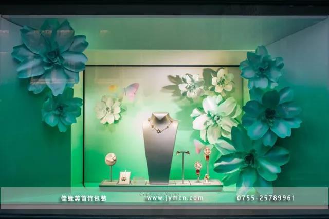 陪你度过春夏秋冬梵克雅宝四季橱窗之春日的繁花