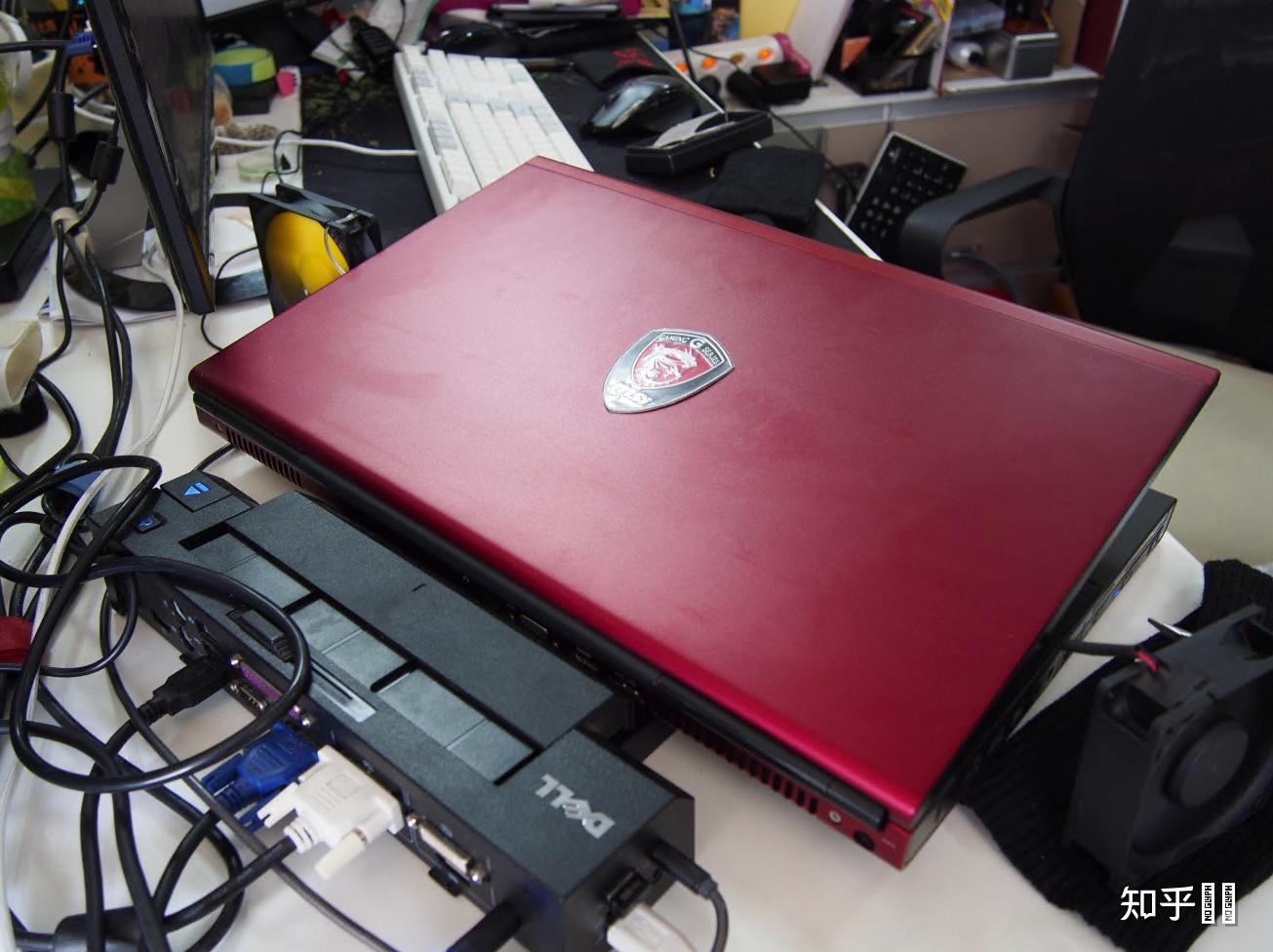 各位知道戴尔m6700的pc屏到底好在什么地方么普通人能一眼看出来么