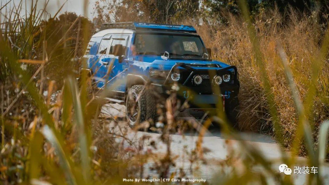 玩越野还得看它！丰田FJ酷路泽尽显猛男真本色-丰田fj酷路泽易车网