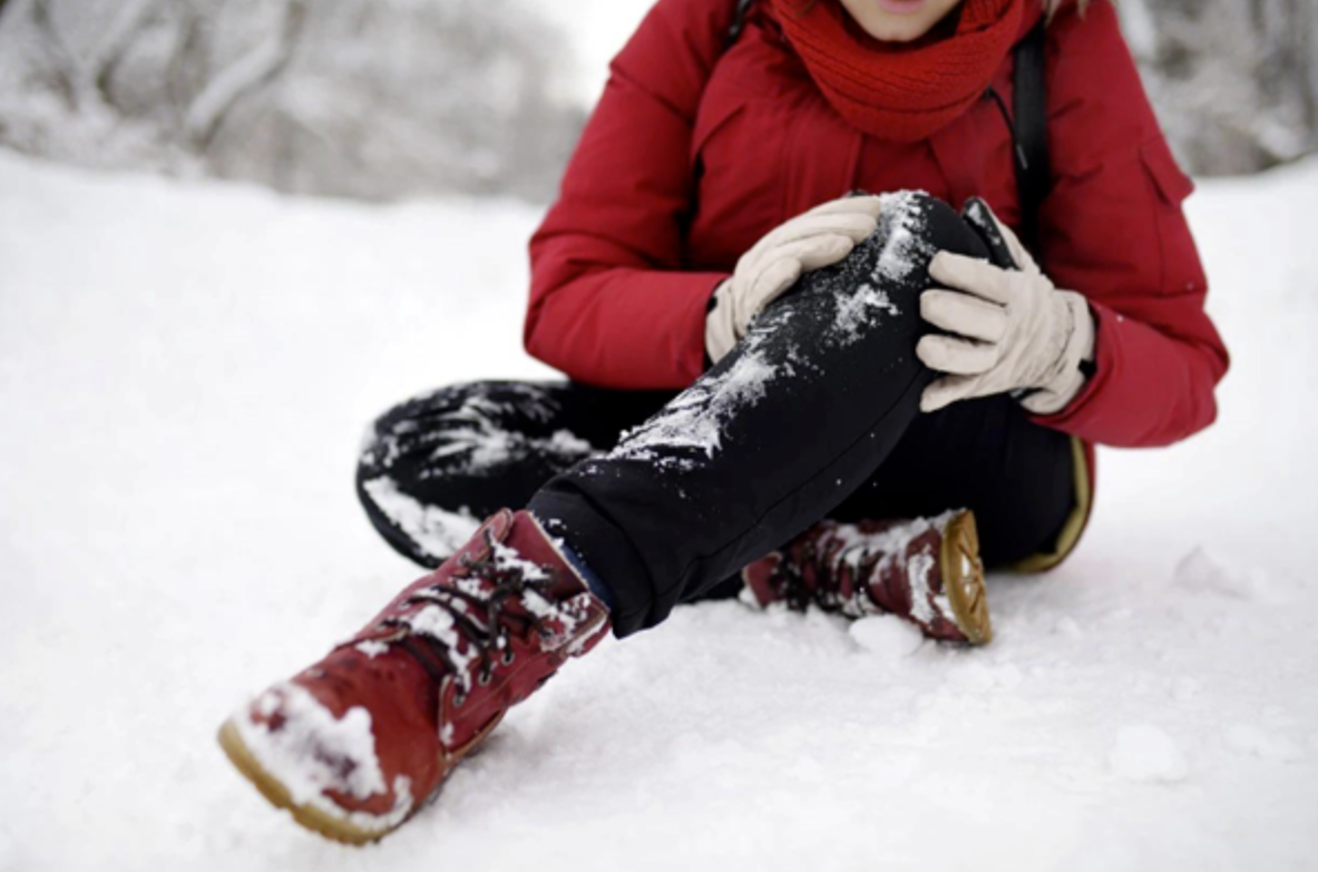 下雪摔倒图片和说说图片