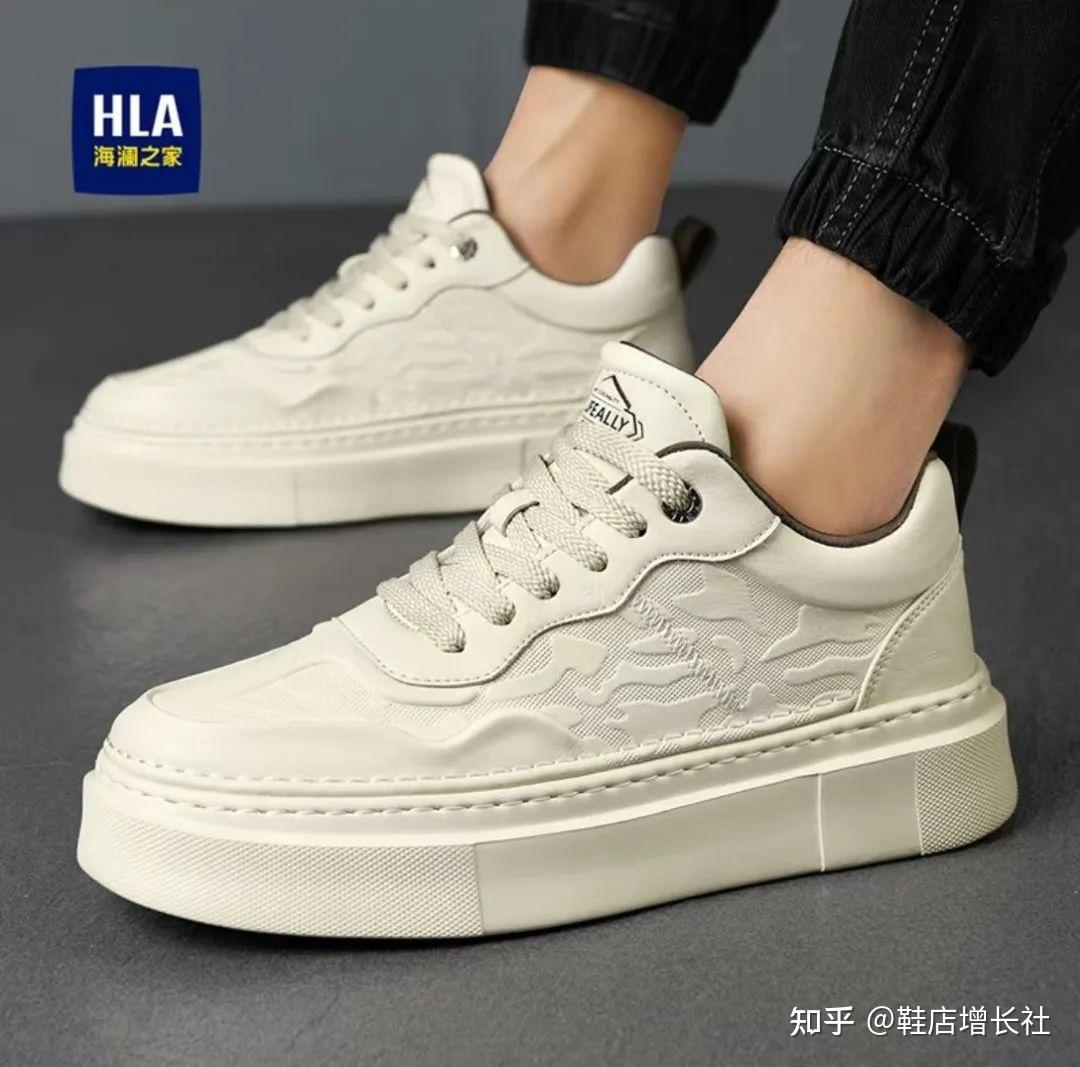 男鞋类目3月抖音销量榜中,月销量1万双以上仅有100 款(上月37);月销量