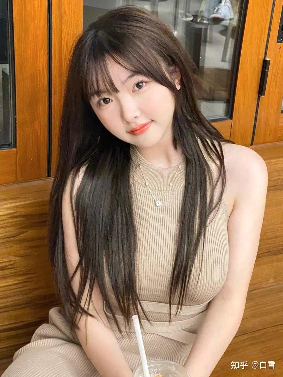 你们身边有什么素人美女吗颜值身材巨好的那种